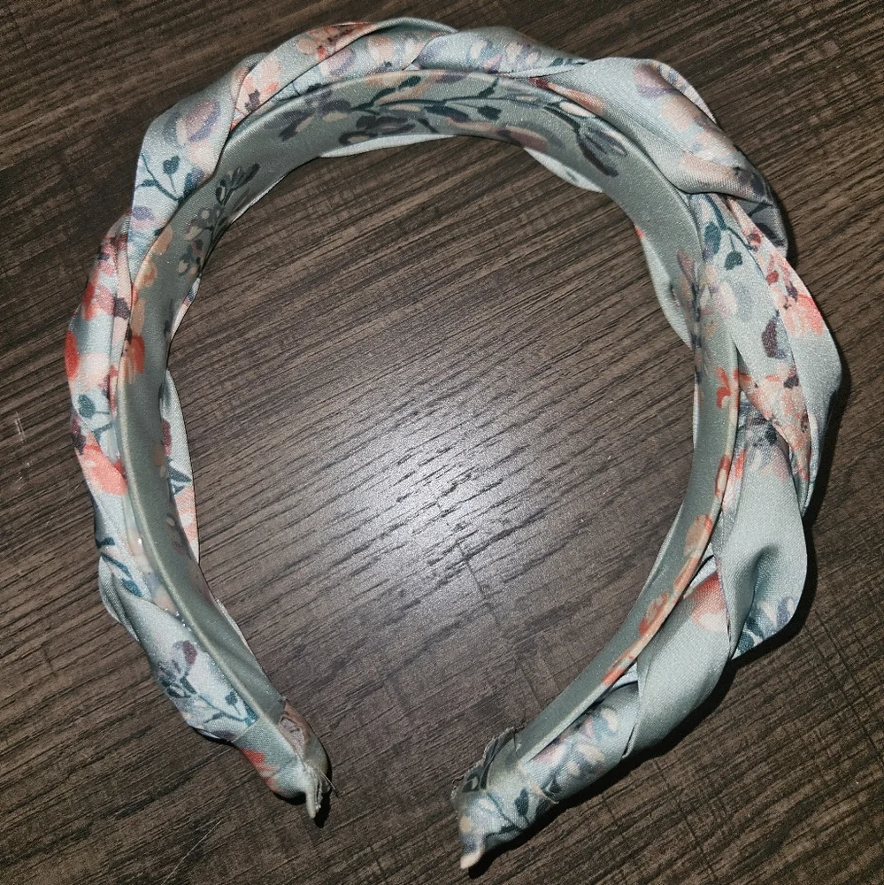 Light blue Braided Headband with Peach color Foral design